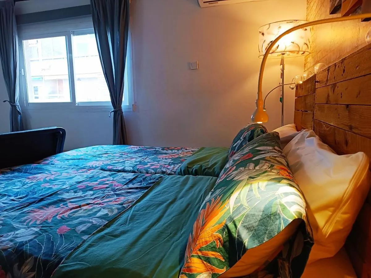 Estudio En Torremolinos - La Carihuela - Wifi 365 Mbps - Fire Stick Amazon - Playa A 50 Metros