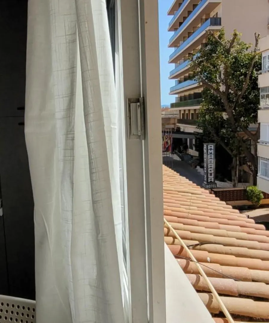 Estudio En Torremolinos - La Carihuela - Wifi 365 Mbps - Fire Stick Amazon - Playa A 50 Metros Appartamento