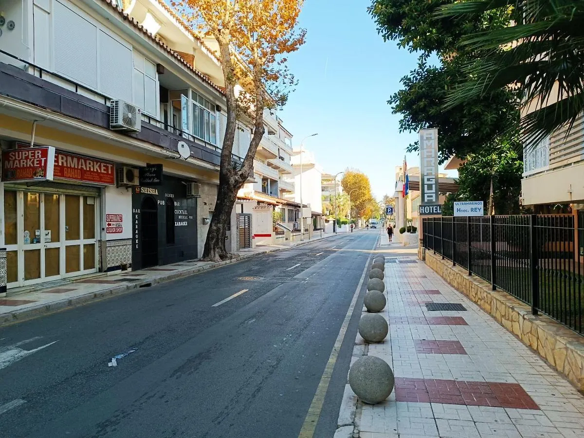 Estudio En Torremolinos - La Carihuela - Wifi 365 Mbps - Fire Stick Amazon - Playa A 50 Metros Apartment