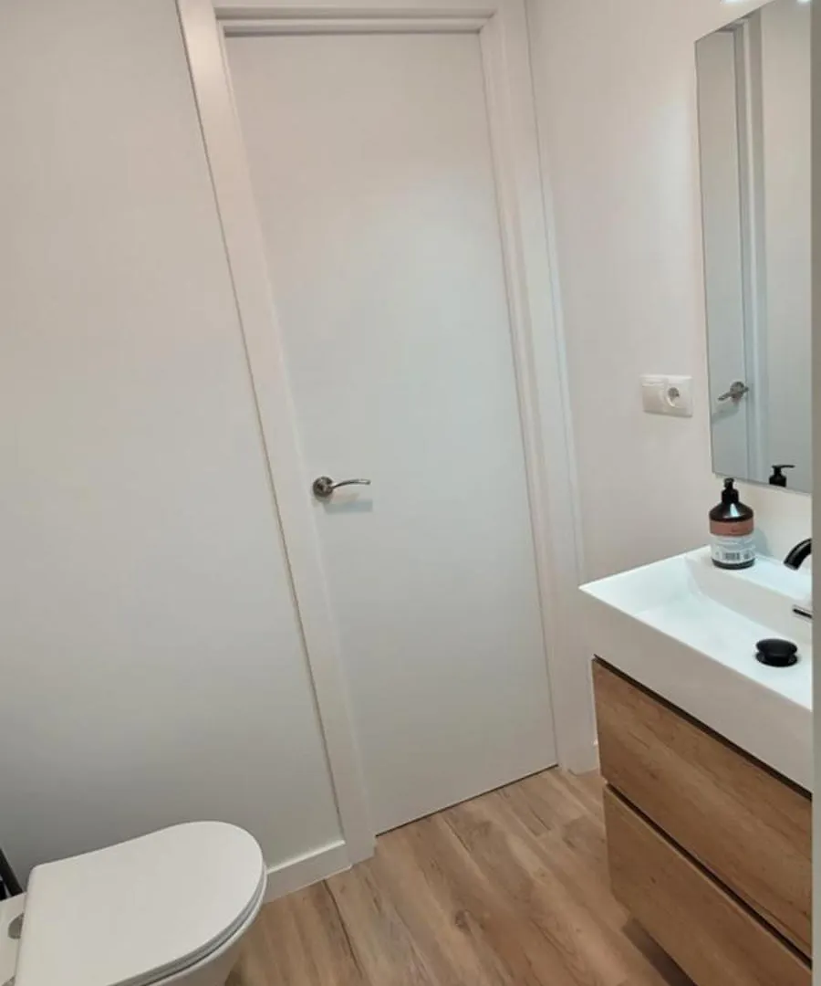 Apartment Estudio En Torremolinos - La Carihuela - Wifi 365 Mbps - Fire Stick Amazon - Playa A 50 Metros
