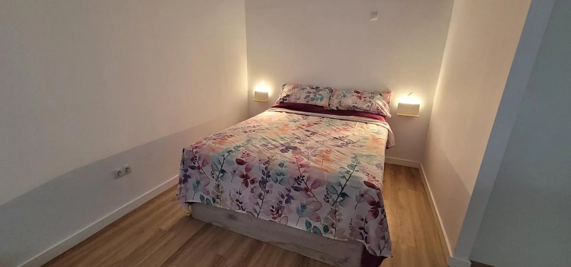 Estudio En Torremolinos - La Carihuela - Wifi 365 Mbps - Fire Stick Amazon - Playa A 50 Metros 0*,  Spanje